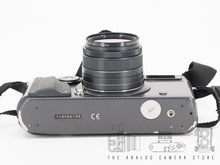 Load image into Gallery viewer, Hasselblad XPAN, 45 + 90mm set | Low shutter count 0097
