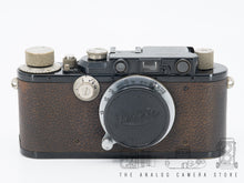 Load image into Gallery viewer, Leica III (Model F) Black Paint + Elmar 50mm 3.5 | READ
