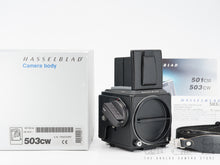 Load image into Gallery viewer, Hasselblad 503CW body black | 3200 ISO | BOXED
