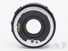 Load image into Gallery viewer, Hasselblad 501CM + CFE 80mm 2.8

