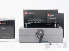 Afbeelding in Gallery-weergave laden, Leicavit black paint
