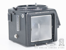 Load image into Gallery viewer, Hasselblad 2000FCW
