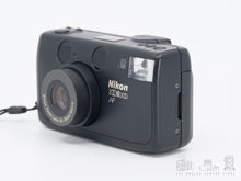 Afbeelding in Gallery-weergave laden, Nikon Zoom 300AF
