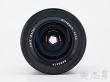 Load image into Gallery viewer, Hasselblad Carl Zeiss Distagon CFI 50mm 4.0 | BOXED
