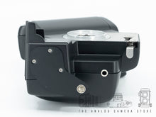 Load image into Gallery viewer, Hasselblad Winder CW + Strap + Remote | BOXED
