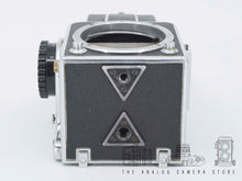 Afbeelding in Gallery-weergave laden, Hasselblad 1000F + Zeiss Opton Tessar 80mm 2.8  | SET
