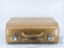 Afbeelding in Gallery-weergave laden, Hasselblad tan camera case for V system
