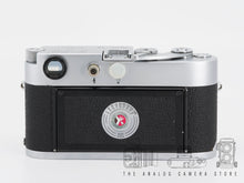 Load image into Gallery viewer, Leica M3 SS + Leica MR meter | 1960
