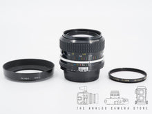 Load image into Gallery viewer, Nikon Nikkor 28mm 2.8 Ai
