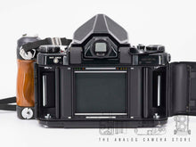 Afbeelding in Gallery-weergave laden, Pentax 6X7 | CLA
