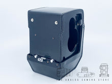 Afbeelding in Gallery-weergave laden, Leather case black for Rollei SL66 cameras
